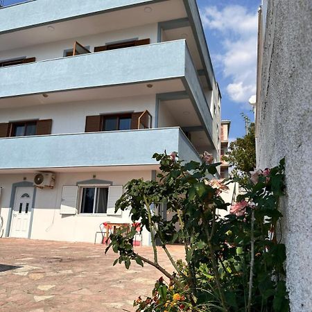 Kenza Apartments Sarande Ngoại thất bức ảnh