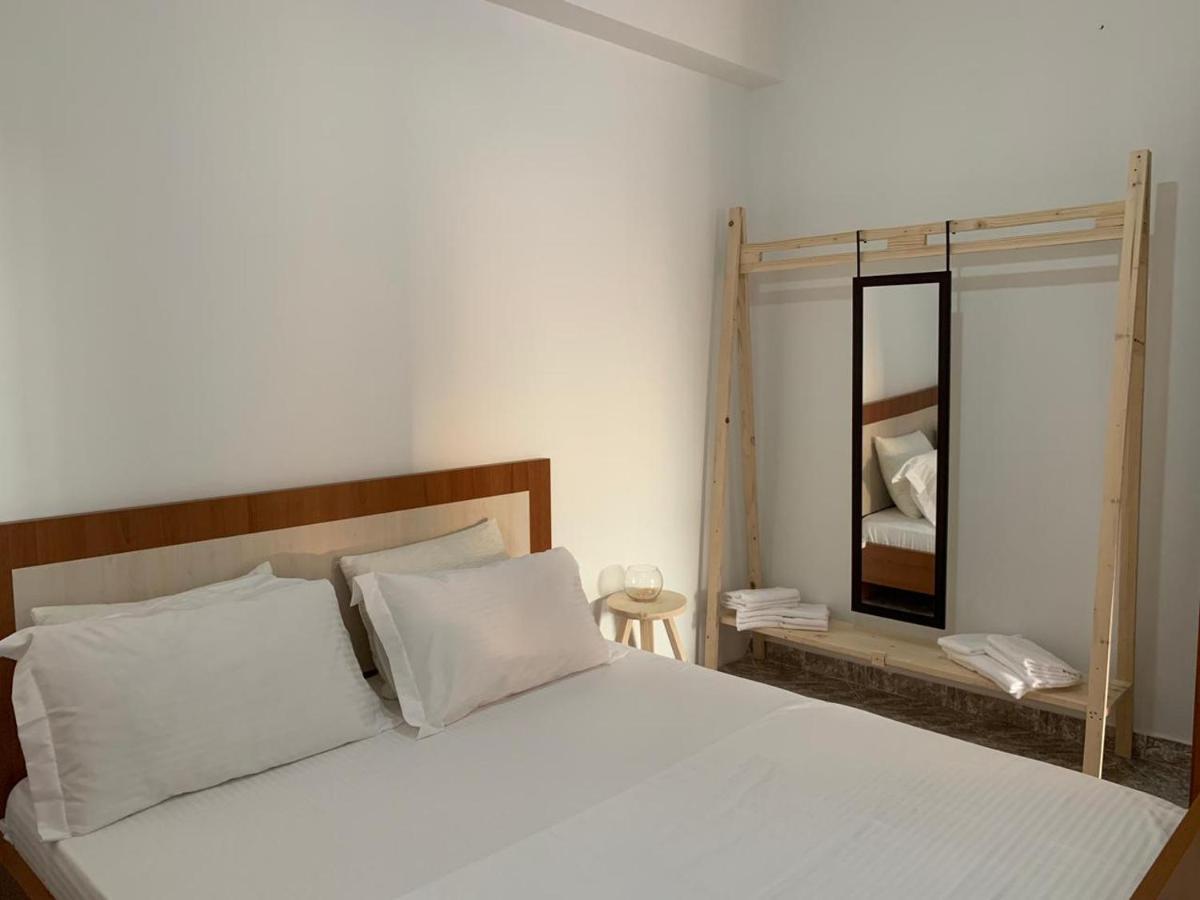 Kenza Apartments Sarande Phòng bức ảnh