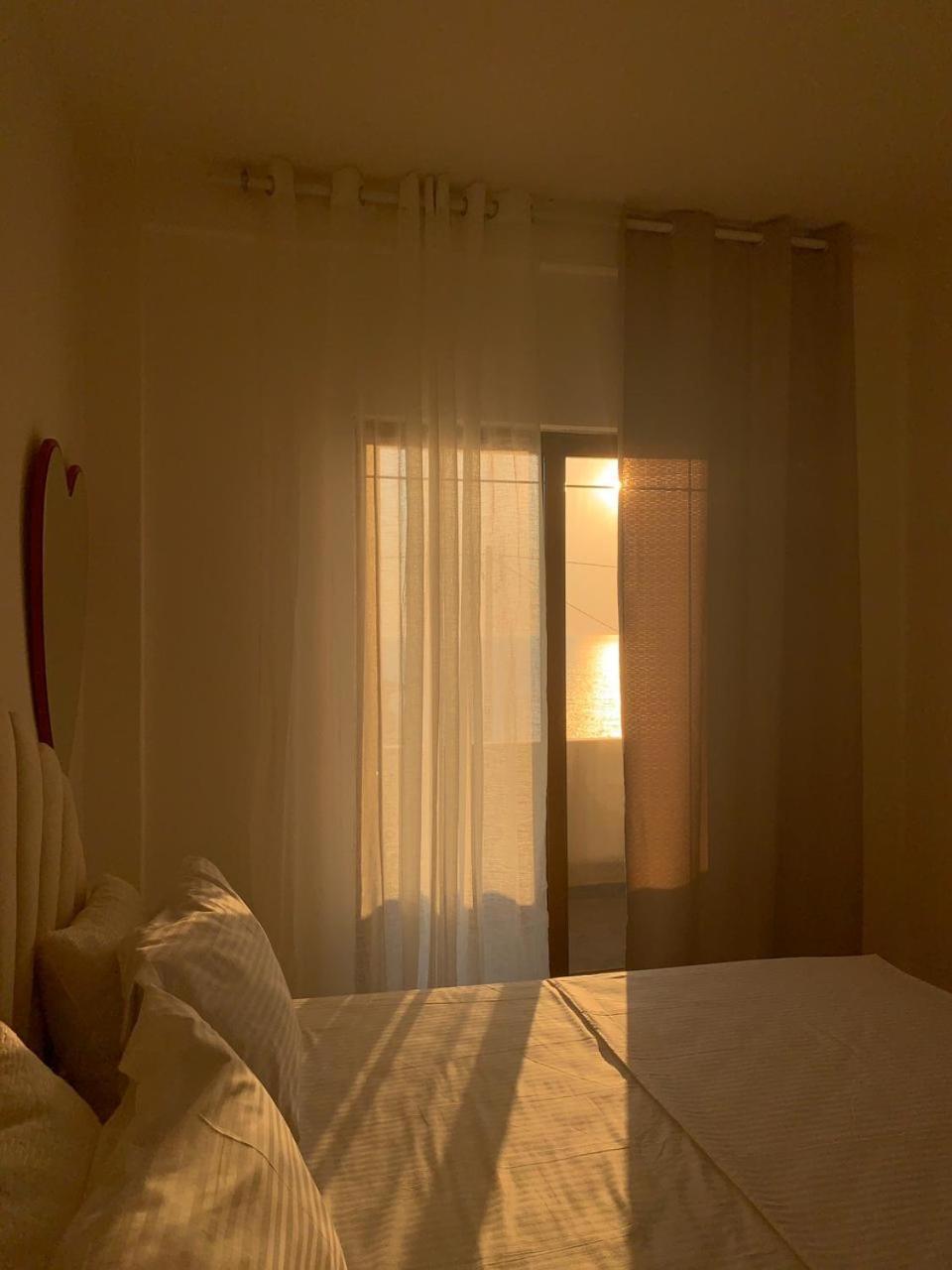 Kenza Apartments Sarande Phòng bức ảnh