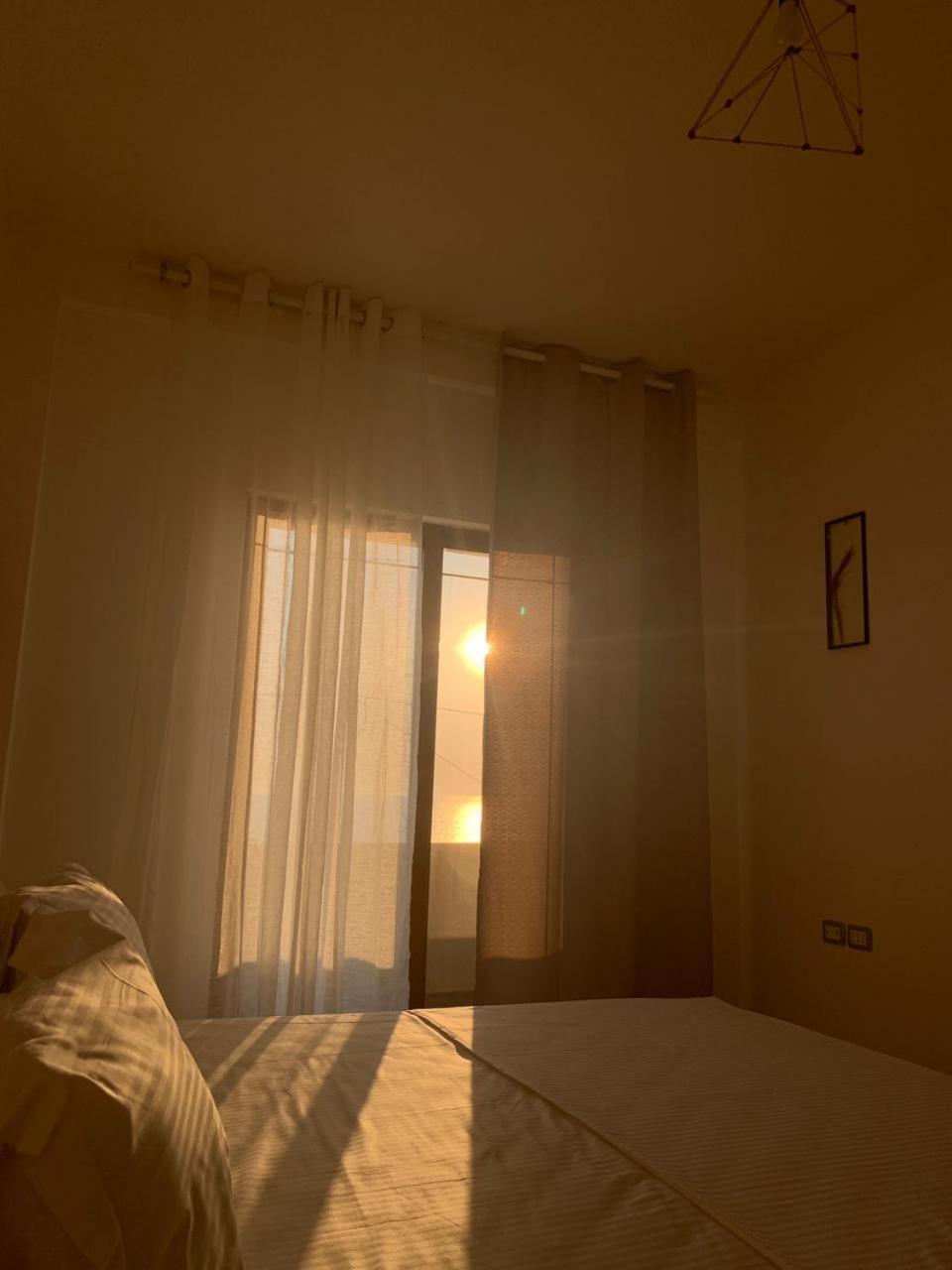 Kenza Apartments Sarande Phòng bức ảnh