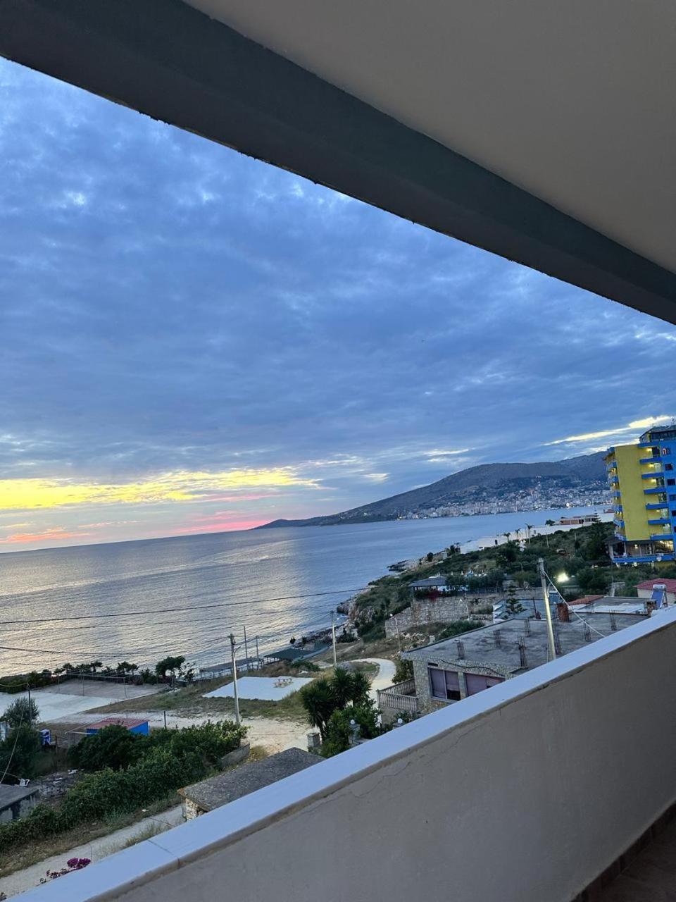 Kenza Apartments Sarande Ngoại thất bức ảnh