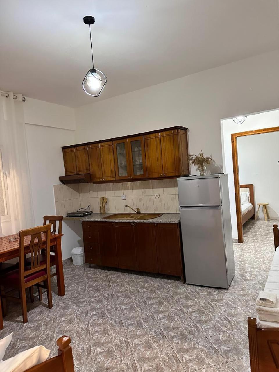 Kenza Apartments Sarande Ngoại thất bức ảnh